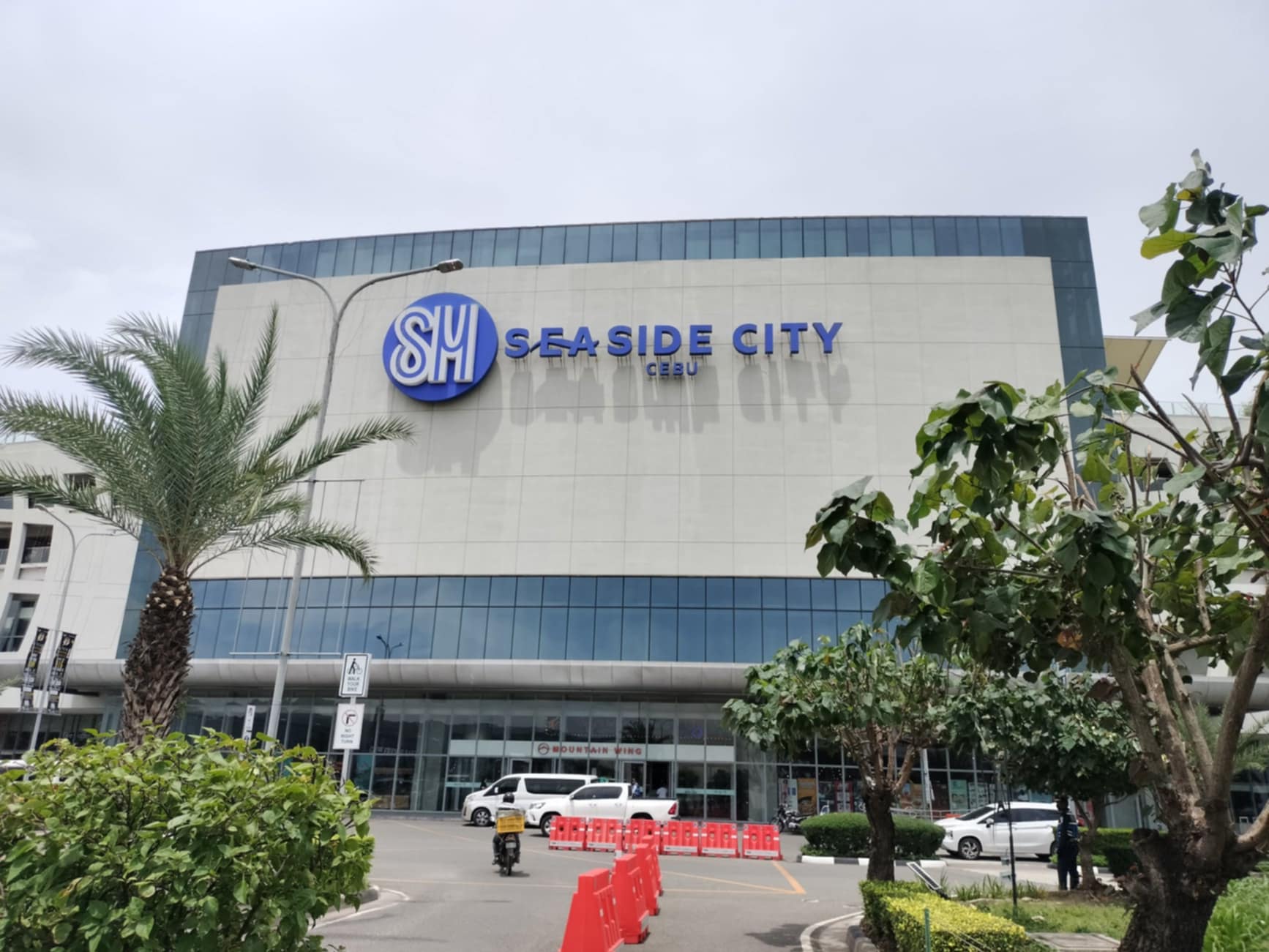 🏛️ 東横INNセブの無料シャトルバスサービスご利用可能♪