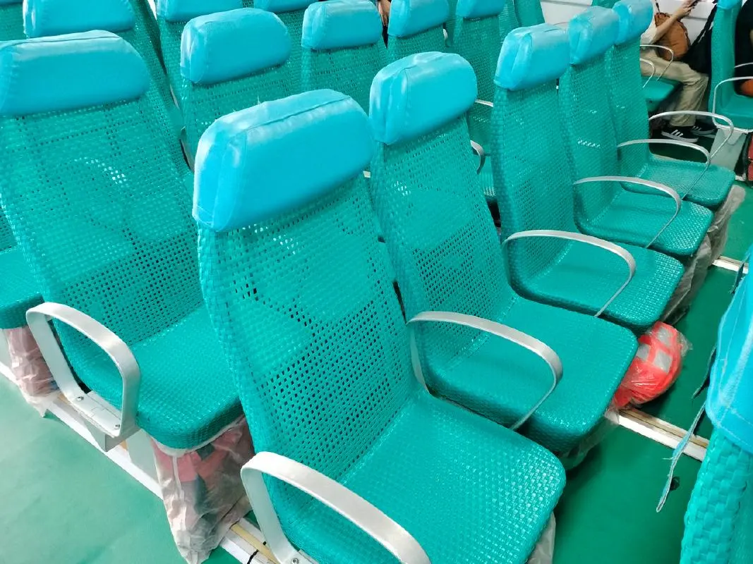 フェリーエコノミークラス