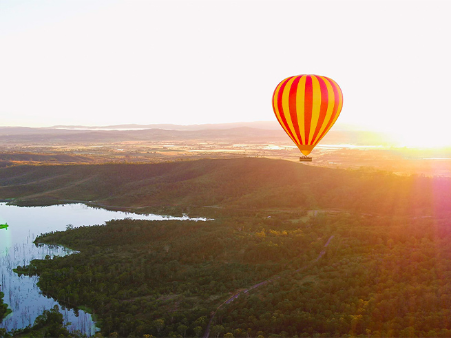 【朝食なし】熱気球フライト・スパークリング付！お手軽プラン（送迎付き）