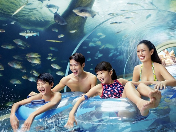 アドベンチャーコーブ・ウォーターパークで遊びつくす♪