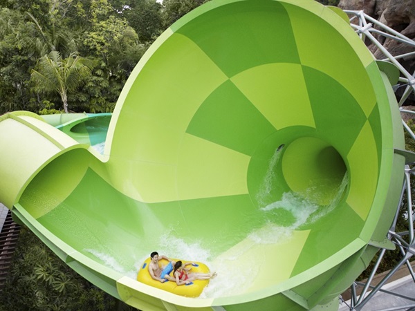 アドベンチャーコーブ・ウォーターパークで遊びつくす♪