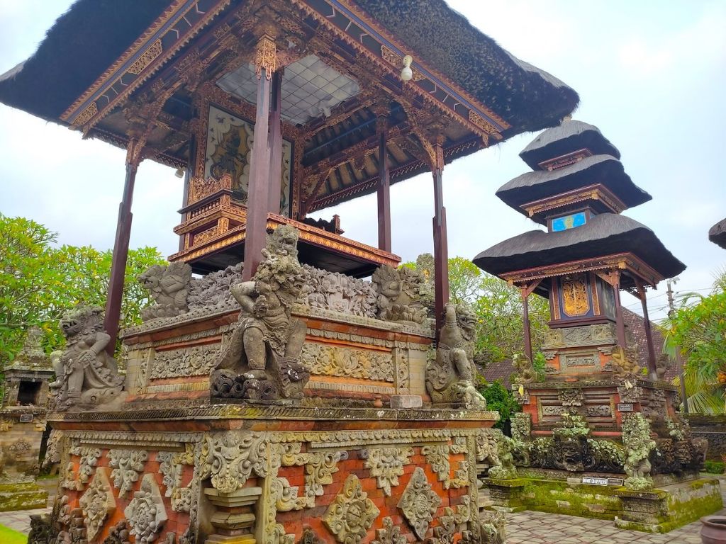 バトゥアン寺院