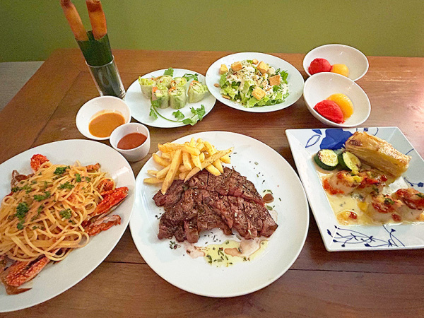 カーサ・ウラシマ  ディナーセット｜日本人シェフが腕を振るうレストランでゆったりとしたディナーを