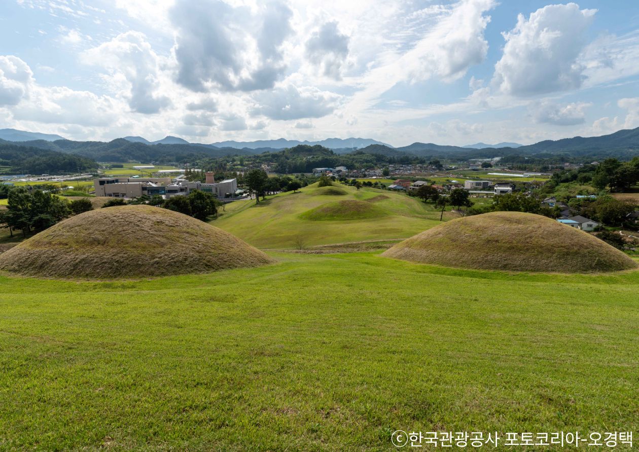 ⑤咸安博物館、末伊山古墳展示館、アラガヤ古墳群、咸安末伊山古墳群 観光