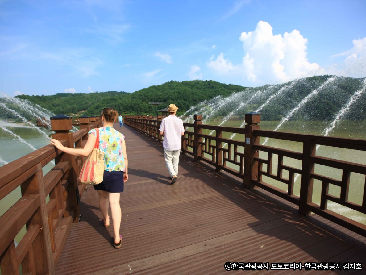 🌉月映橋で噴水ショーの鑑賞・散策⛲