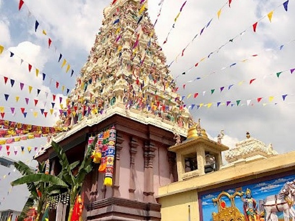 シンガポールから日帰りでマレーシアへ!ジョホールバルで異文化体験