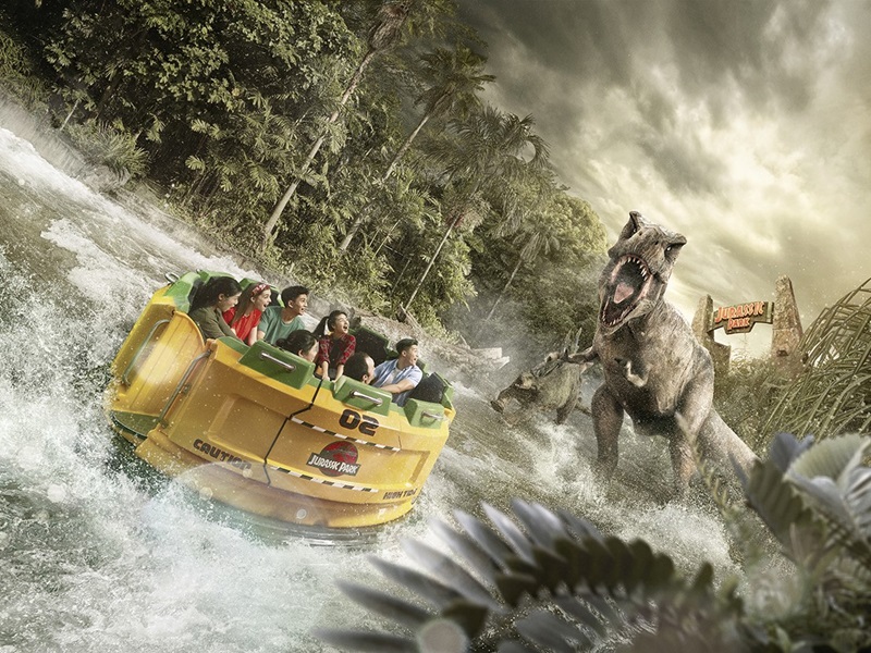 ユニバーサル・スタジオ・シンガポールでスリルを味わう