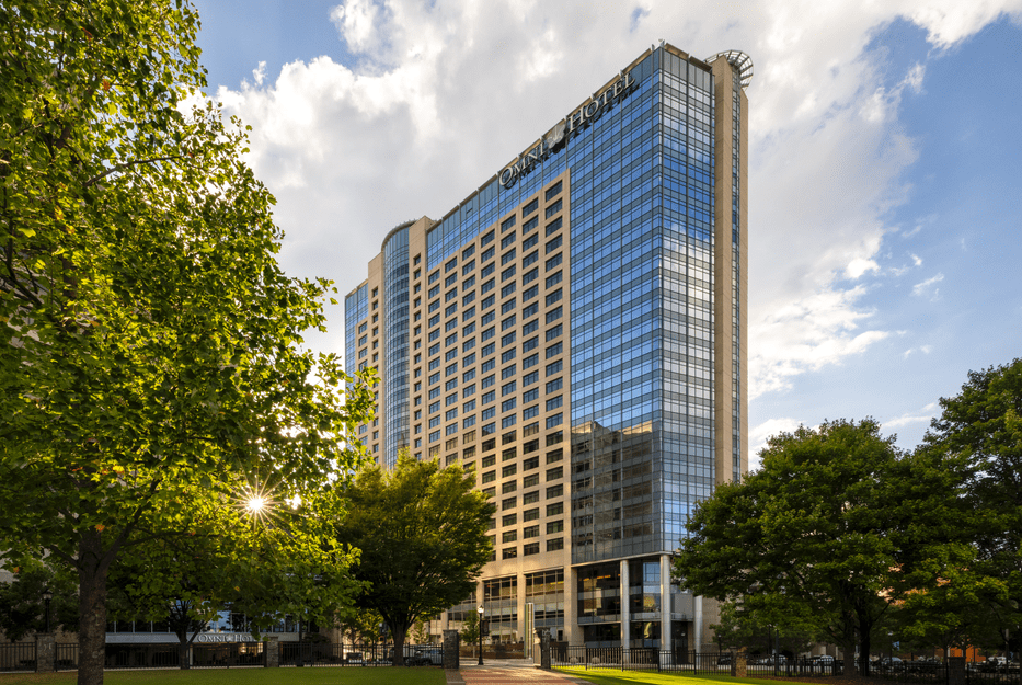 Omni Atlanta Hotel at Centennial Park　ホテル全景