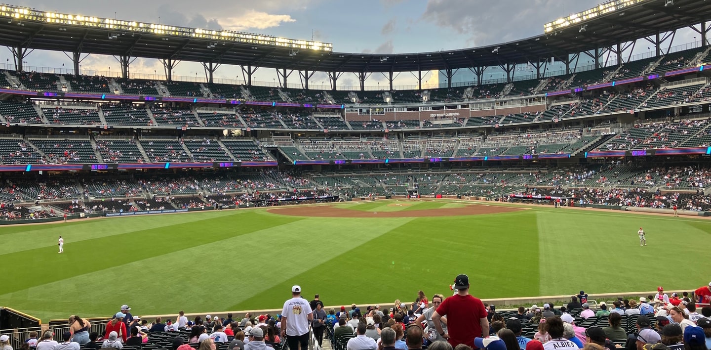 トゥルーイスト・パーク　外野席