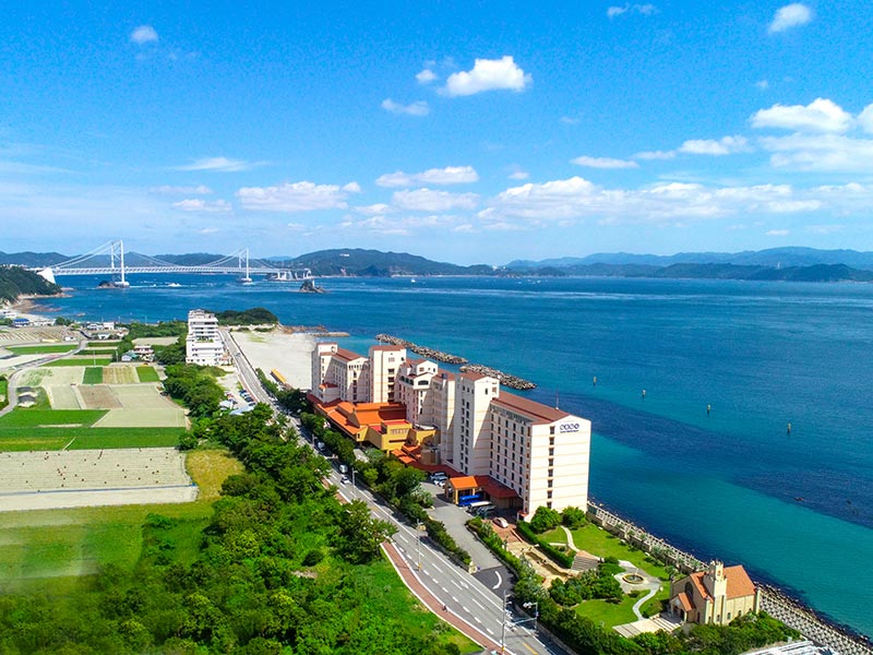 アオアヲナルトリゾートに泊まる鳴門の伝統工芸に触れ、コウノトリを応援する旅