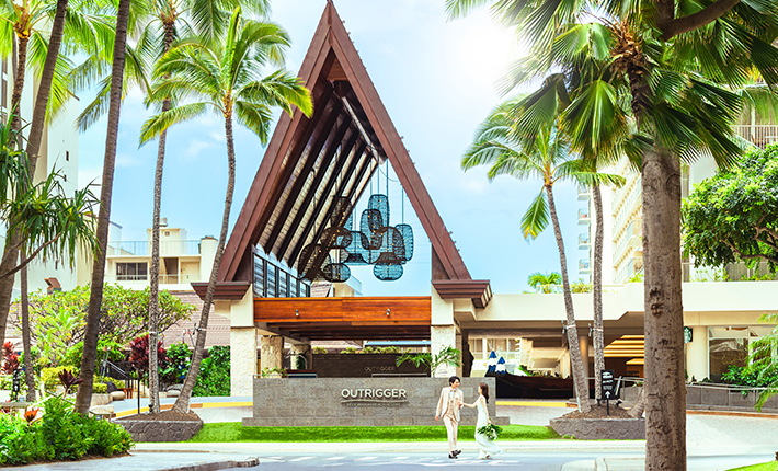 �A�E�g���K�[�E���[�t�̃V���{���A�O�p�������l�C�X�|�b�g