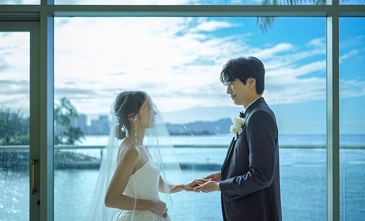 �Z�����j�[�ł̐V�Y�V�w