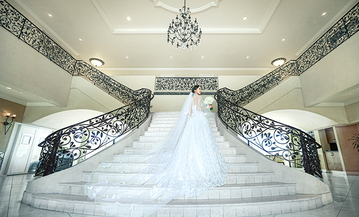 ��K�i�ł̃E�G�f�B���O�t�H�g