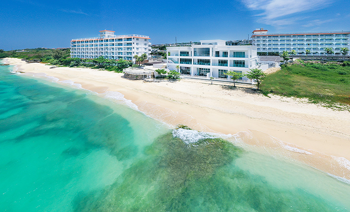 �ڑO�ɂ�1,000�����̓V�R�r�[�`���L����