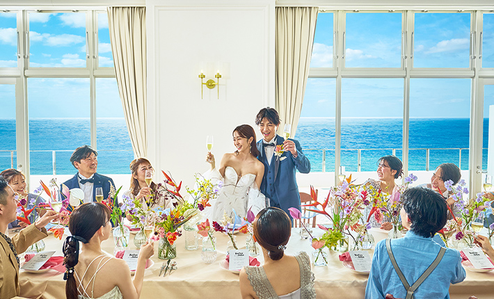 �e���X�̌������ɍL���鐅�����𒭂߂Ȃ���