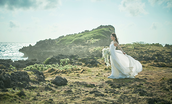 �r�[�`�ɉ����ċ{�Ó��̑s��Ȏ��R�̒��ł��ʐ^�B�e��